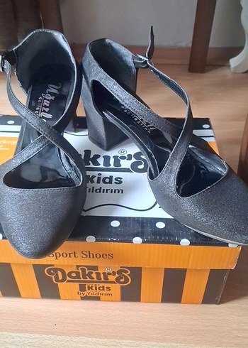 Siyah Tokalı Blok Topuk Kadın Ayakkabı - Görsel 2