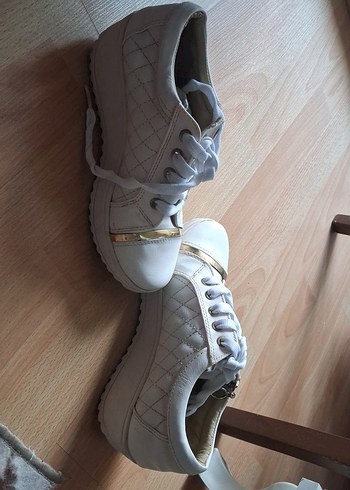 Beyaz Kadın Dolgu Topuklu Spor Ayakkabı - Görsel 3