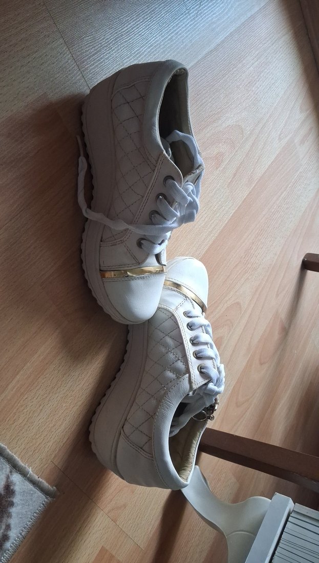 Beyaz Kadın Dolgu Topuklu Spor Ayakkabı - Görsel 3