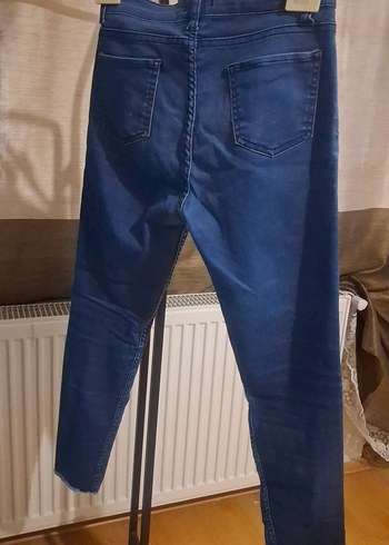 Mavi İşlemeli  Kadın Denim Pantolon - Görsel 3