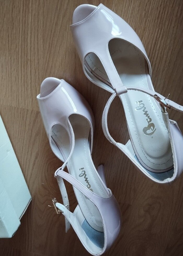 Bambi marka pudra pembesi rugan topuklu ayakkabı - Görsel 3