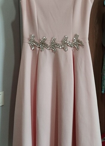 Pudra/Somon arası çok hoş bir davet elbisesi - Görsel 6