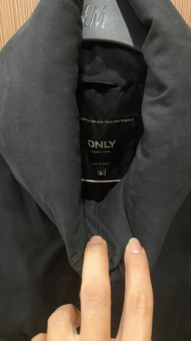 ONLY siyah şişme mont - Görsel 3