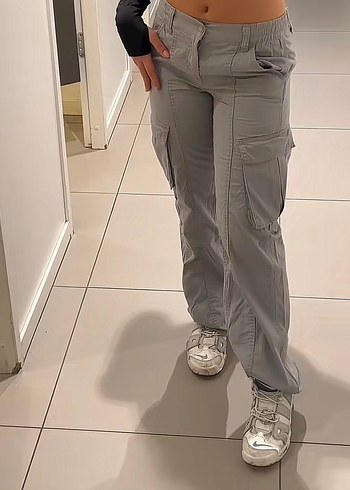 H&M düşük bel gri kargo pantolon - Görsel 3