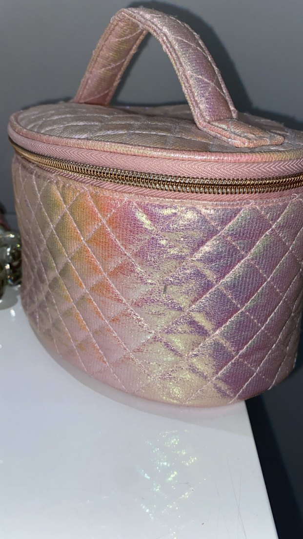 Pembe Parlak İthal Makyaj Çantası - Görsel 2