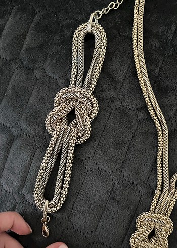 Gold Zincir Detaylı kolye bileklik - Görsel 4