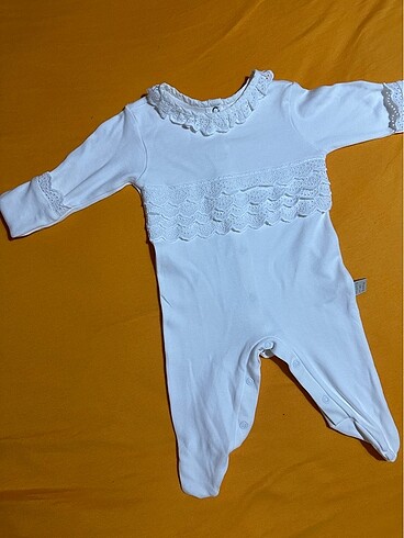3 Ay Beden Mama Miel Baby Fistolu tulum ve şapkası
