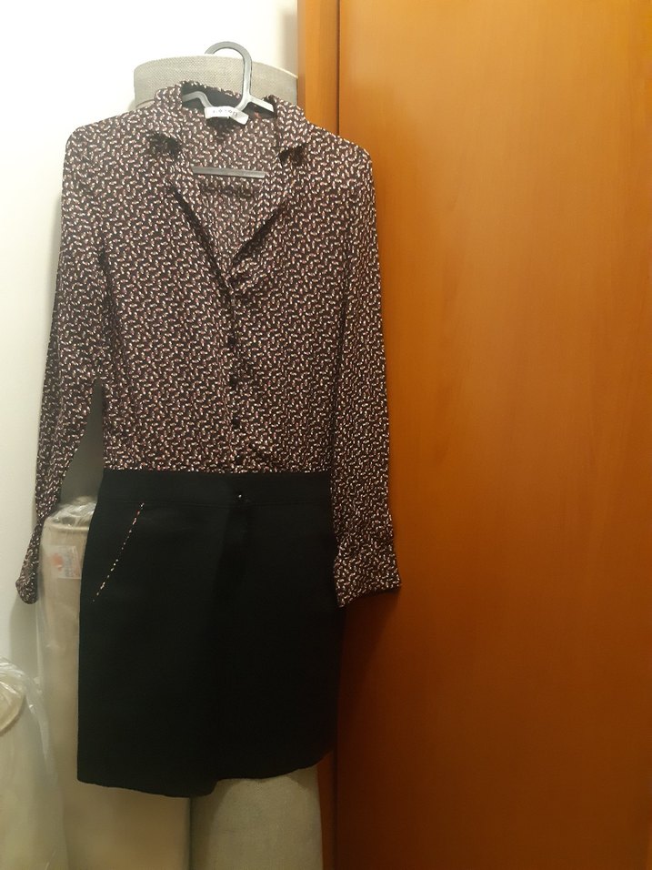 Düğmeli Yakalı Desenli Mini Elbise - Görsel 5