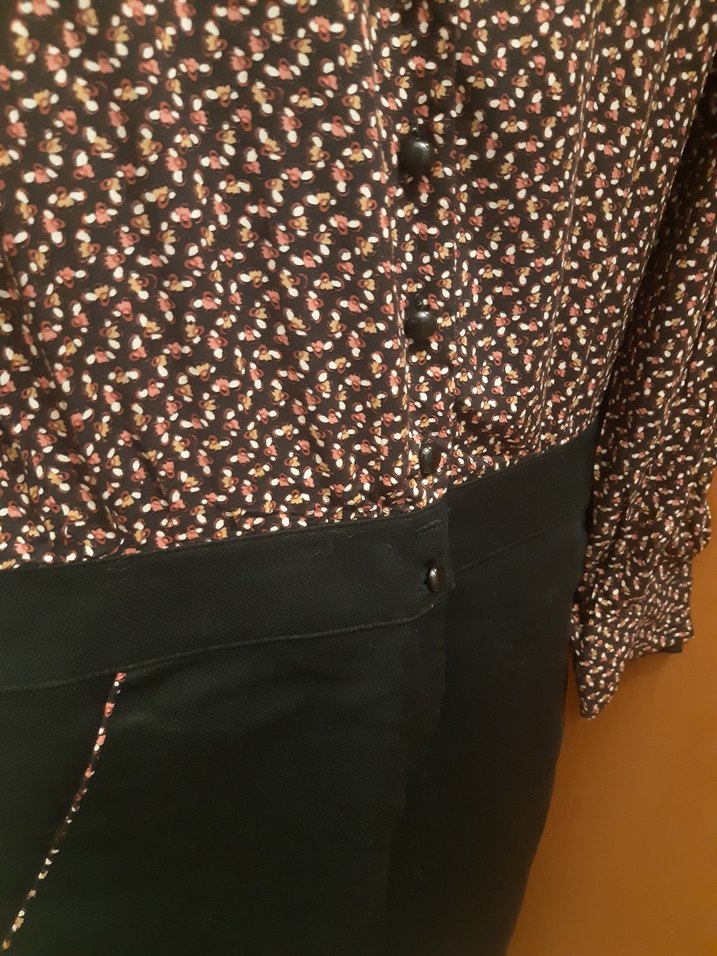 Düğmeli Yakalı Desenli Mini Elbise - Görsel 2