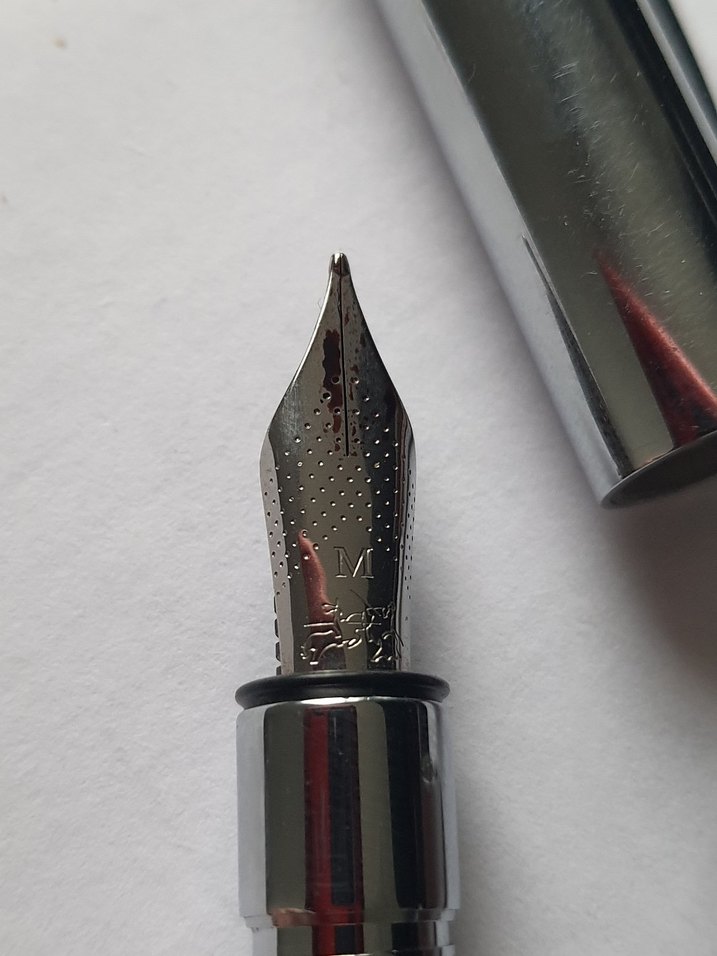 Faber Castell Metalik Gri Dolma Kalem - Görsel 2
