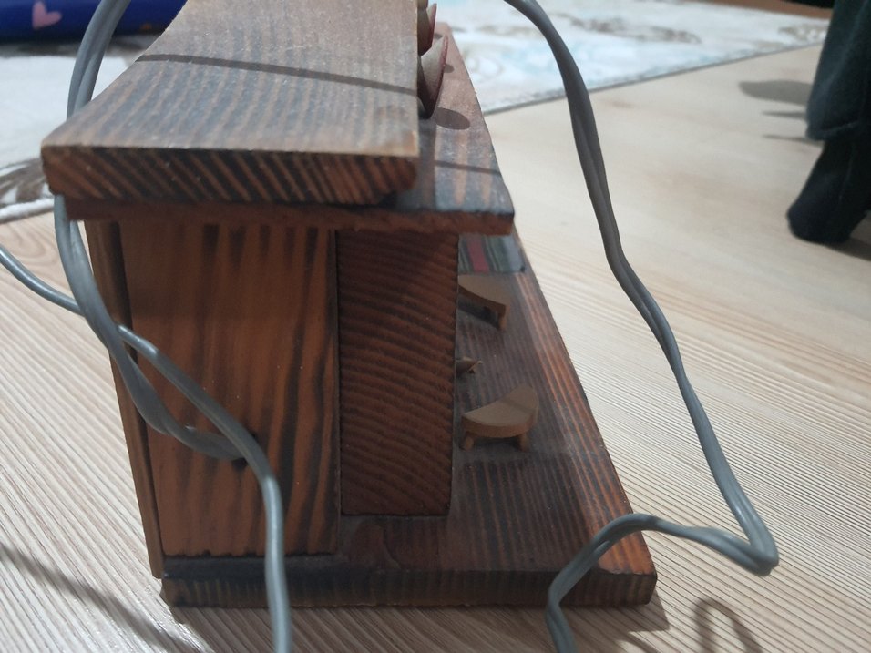 Ahşap Minyatür Ev Masaustu Lambasi - Görsel 4