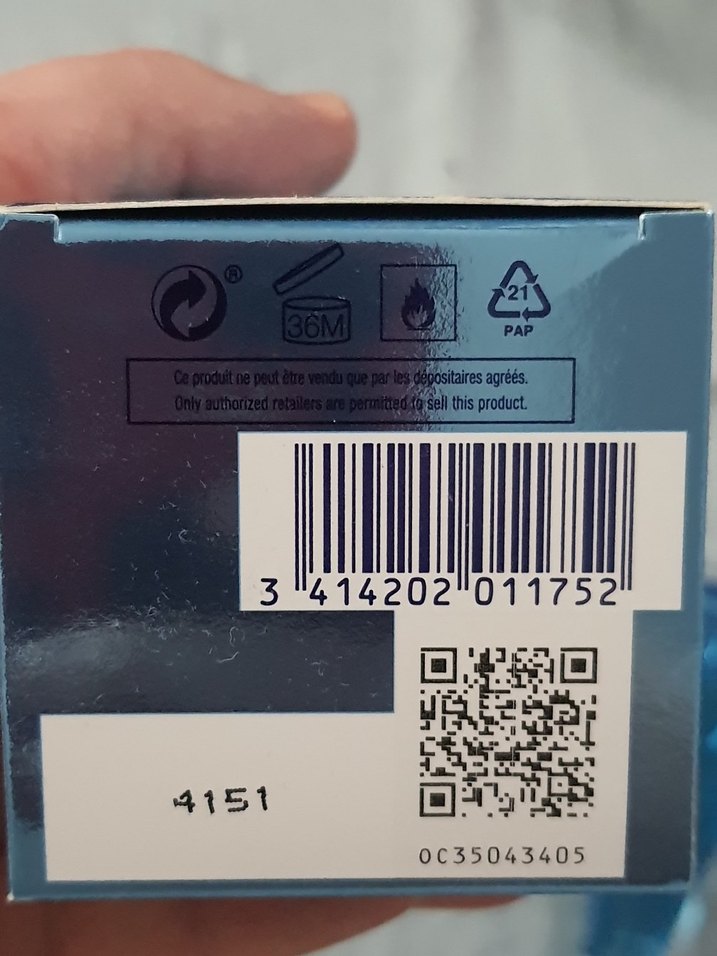 Davidoff Cool Water Kadın Parfüm 100 ml - Görsel 3