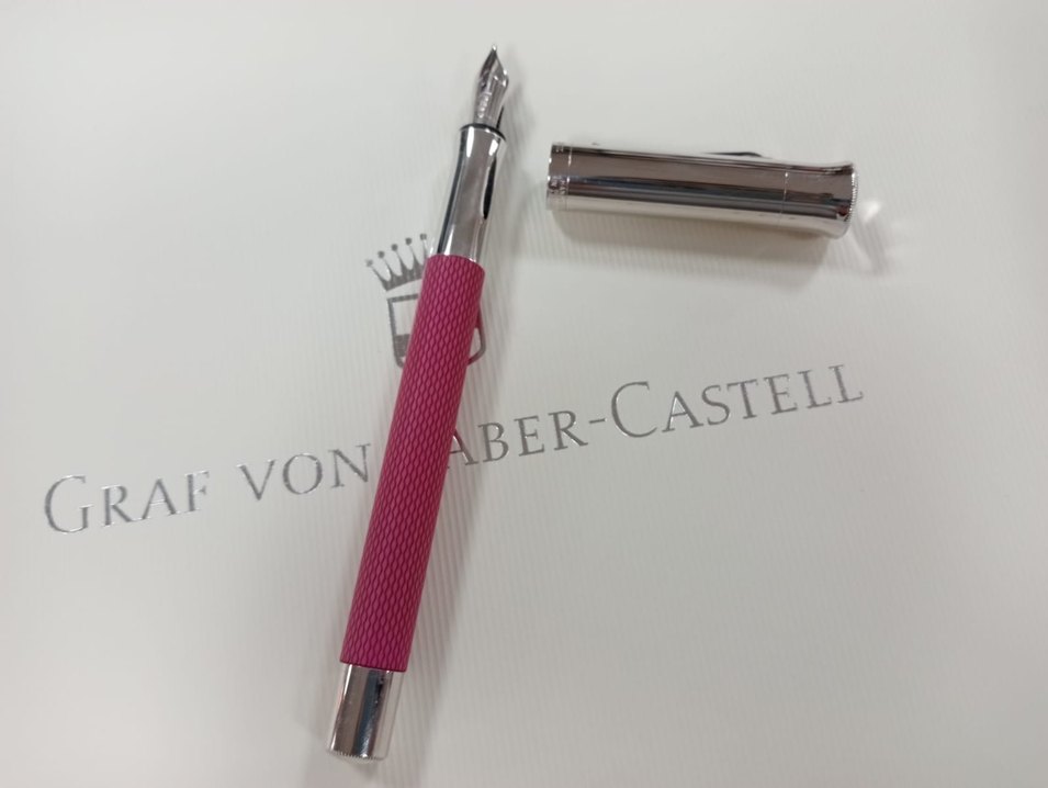 Graf von faber Guilloche 18 ayar altın uc - Görsel 2