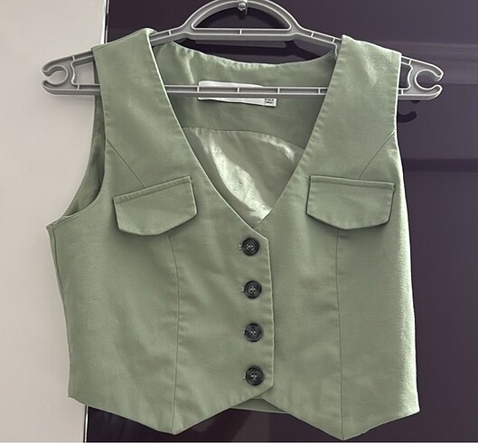 Bershka yelek
