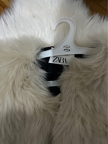 Zara Zara kürk