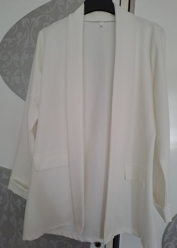 Beyaz Kadın Midi Blazer Ceket