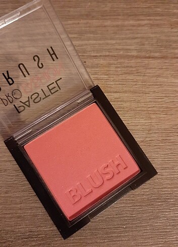 Pastel Pastel Allık