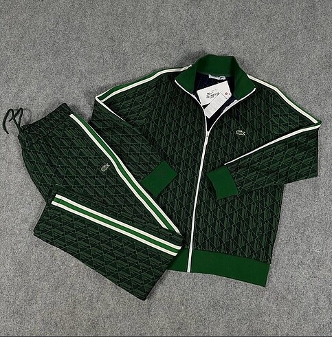 Lacoste Monogram Takım