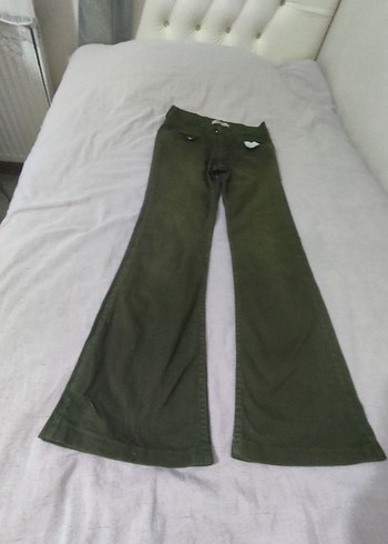 Kadın Haki Kumaş Pantolon, Kemerli, Dar Kesim - Görsel 2