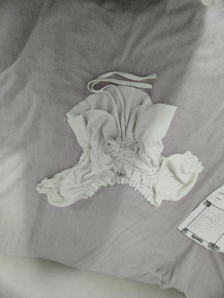 Beyaz Keten Fırfırlı Mini Bluz - Görsel 4