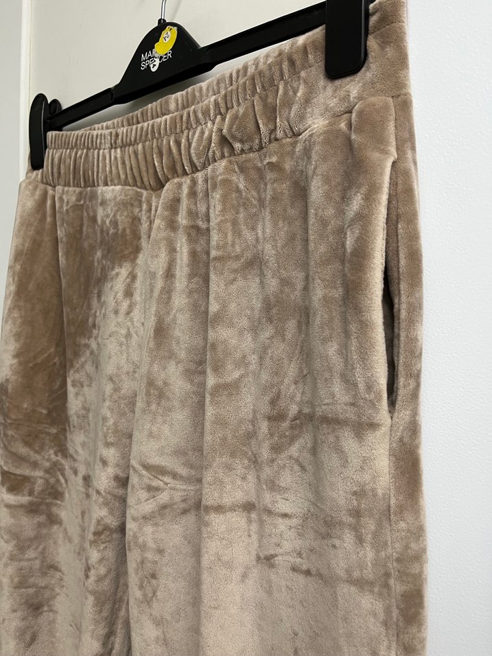 Kadın kadife eşofman altı - Görsel 3