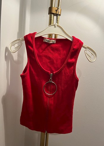 Kırmızı Fermuarlı Halter Yaka Kadın crop