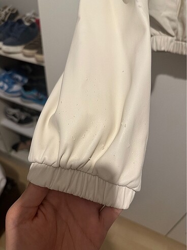 s Beden ten rengi Renk Bershka yağmurluk