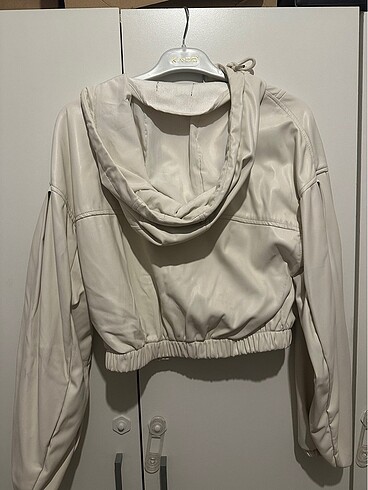 Bershka Bershka yağmurluk