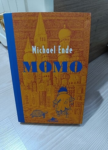 Momo Kitap