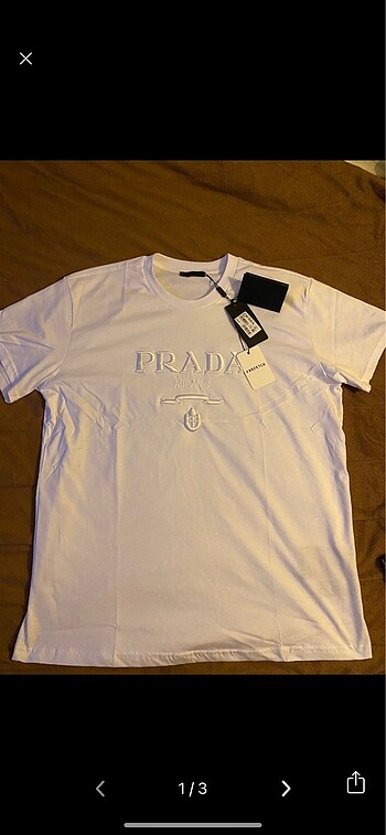 Prada tşort