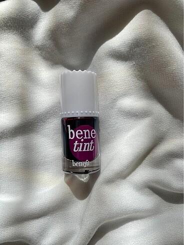 Benefit Cosmetics Benefit Tint