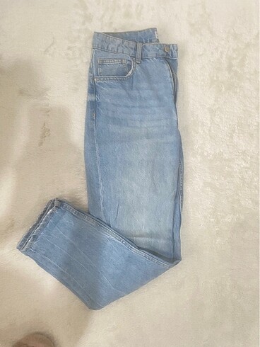 Bershka mom jean