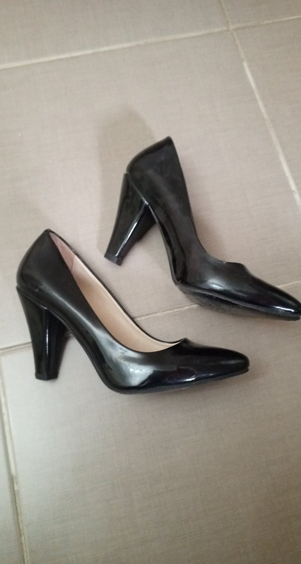 Siyah Rugan Stiletto Topuklu Kadın Ayakkabı - Görsel 2