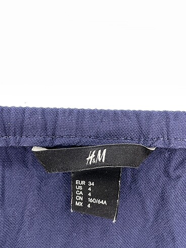 34 Beden lacivert Renk H&M Mini Etek %70 İndirimli.