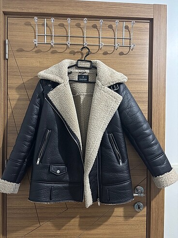 Stradivarius Stradivarius İçi Kürklü Kaban