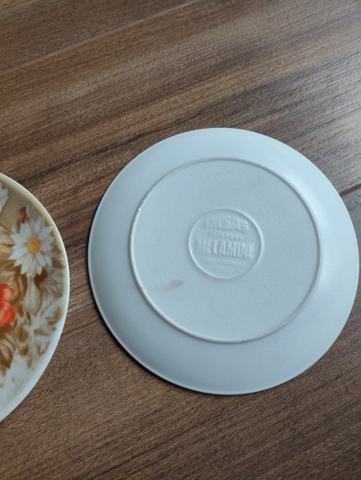 Nostaljik melamin Çiçek Desenli Tabak - Görsel 3