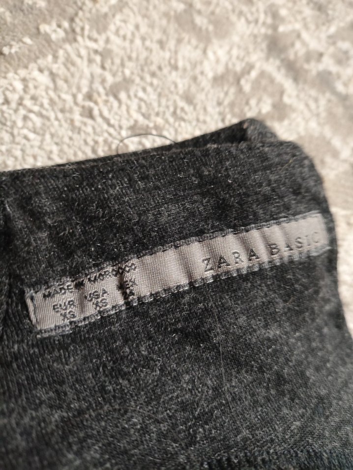 Gri Kemerli Midi Kolsuz Örme Elbise - Görsel 2