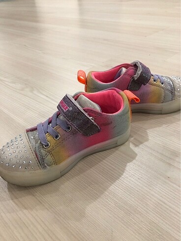 Işıklı spor ayakkabı - Görsel 9