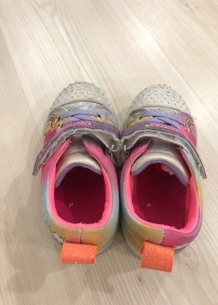 Işıklı spor ayakkabı - Görsel 4