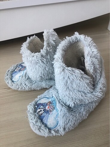 Elsa ve Anna panduf-kreş patiği 27-28 numara - Görsel 2