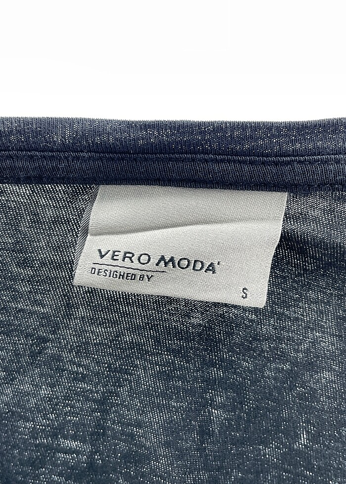 Vero Moda T-shirt %70 İndirimli. - Görsel 4