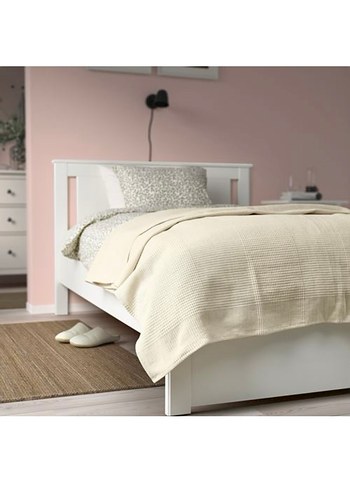 Ikea Beyaz Düz Desen Yatak Örtüsü