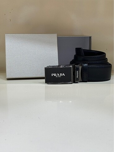 PRADA DERİ KEMER