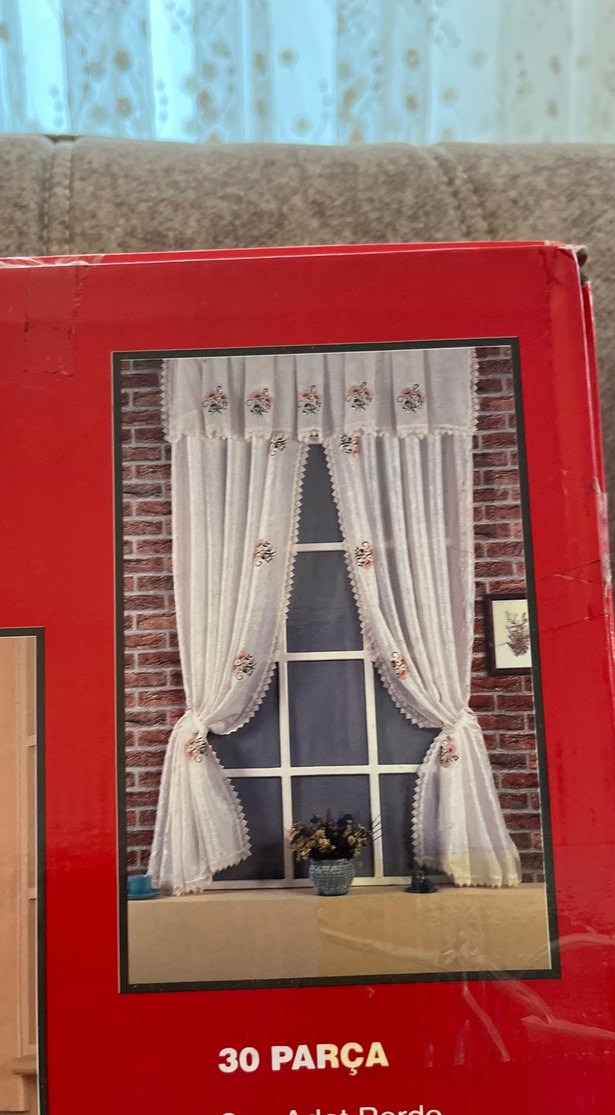 Nakışlı Beyaz Masa Örtüsü - Görsel 3