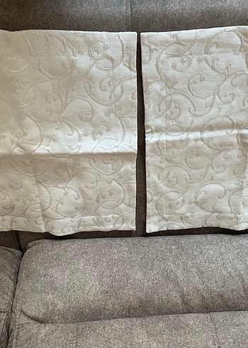 Pul detaylı kırık beyaz yatak örtüsü - Görsel 8