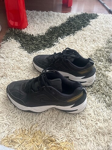 39 Beden siyah Renk Orijinal Nike