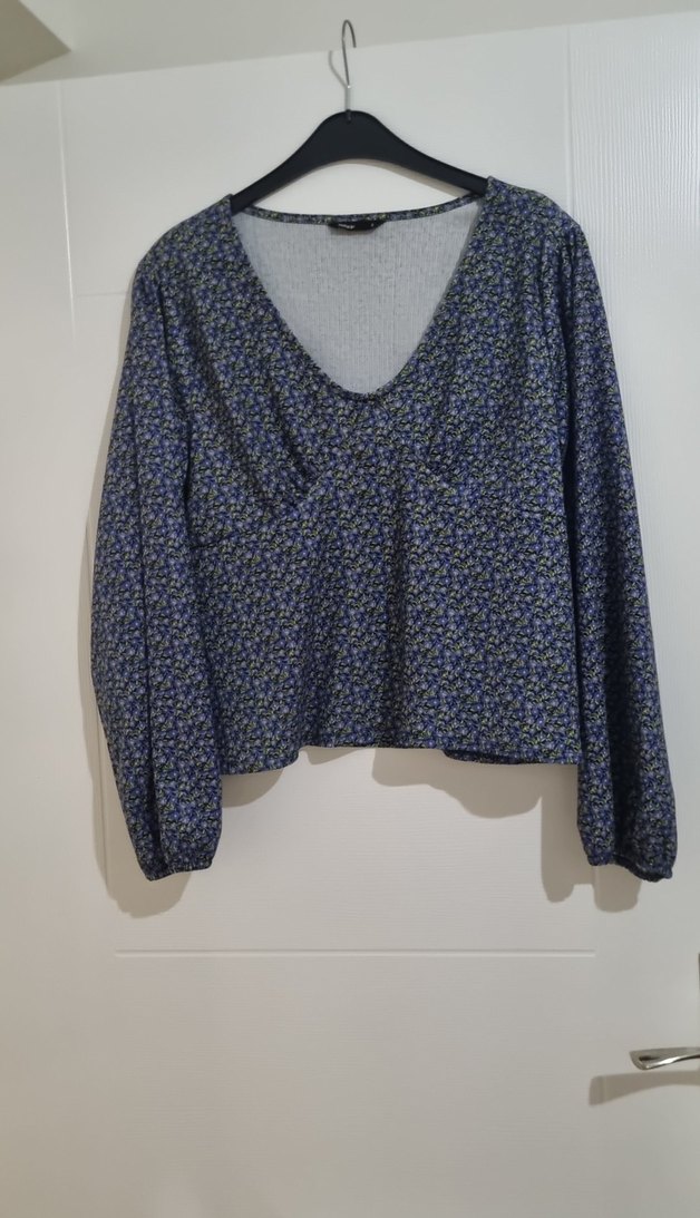 Mavi V Yakalı Uzun Kollu Kadın Bluz - Görsel 3