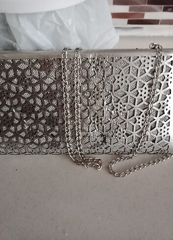 Gece çantası sadece bir kez kullanılmış  - Görsel 3