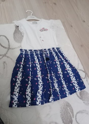 Kız Çocuk Beyaz Pamuklu Çiçek Desenli Elbise - Görsel 2