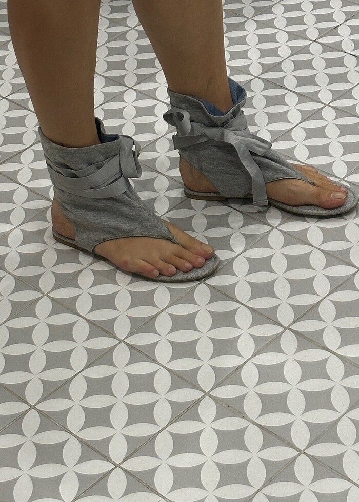 Zara parmak arası ayakkabı - Görsel 2